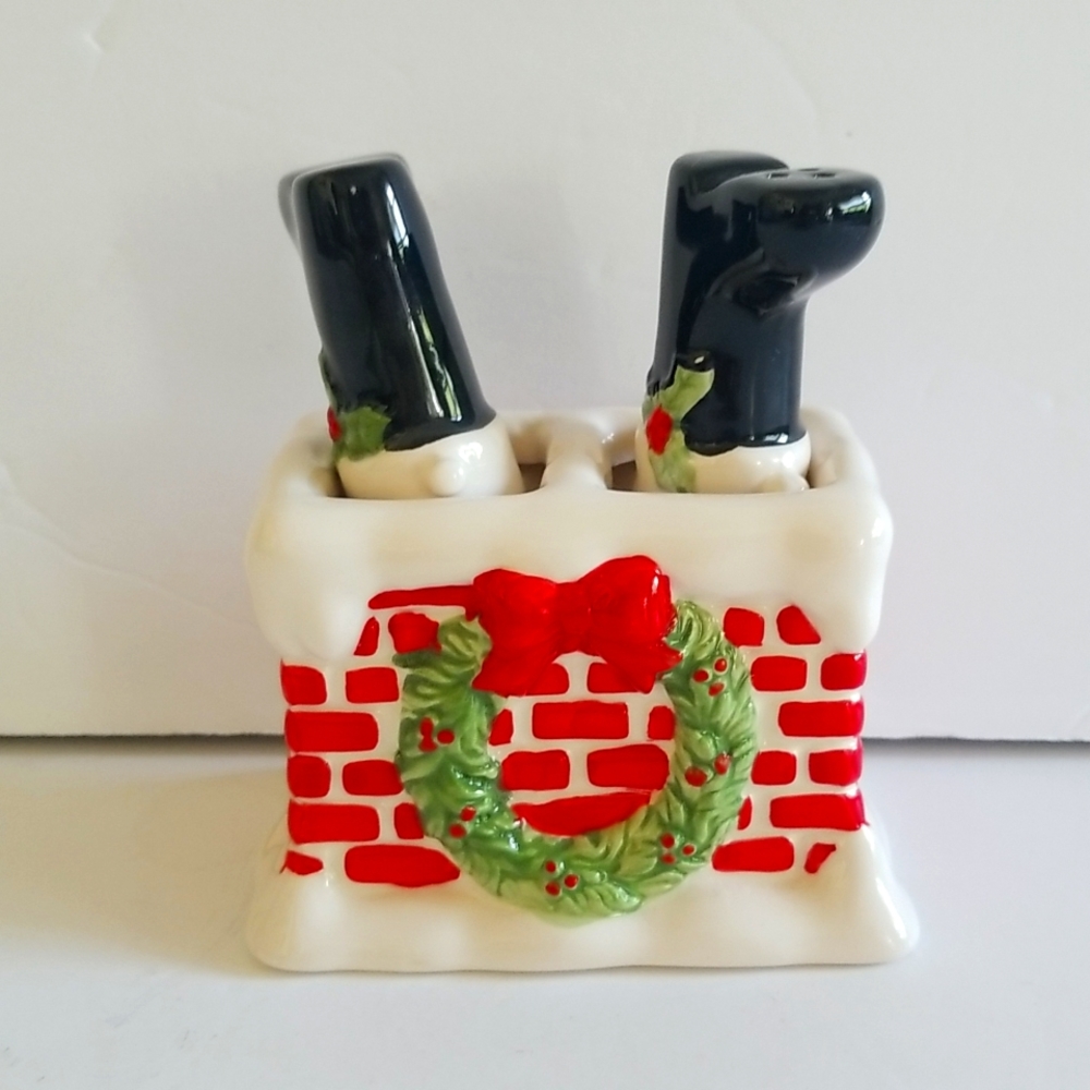 Salt and Pepper shakers